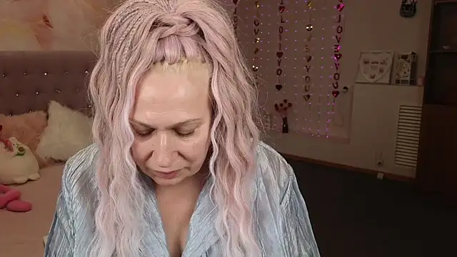 Penelope Pinky online show from 02/25/25, 08:41