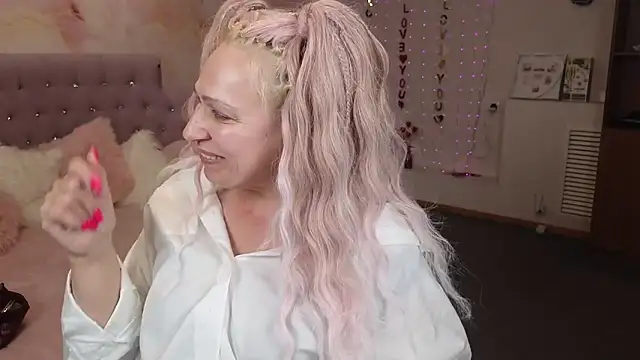 Penelope Pinky online show from 03/04/25, 08:38