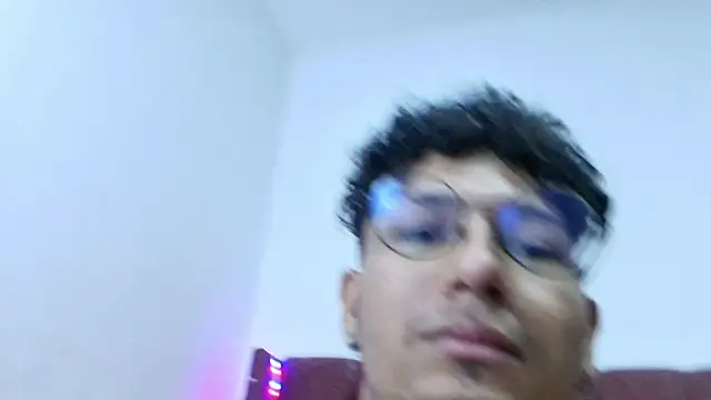 lau hotfox online show from 12/19/24, 04:46