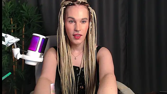 Cassie Bae online show from 11/26/25, 06:53