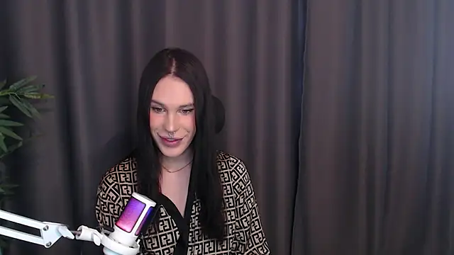 Cassie Bae online show from 04/18/26, 08:40