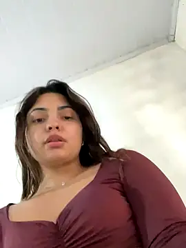 Snapshot of Nicollygriu chatting on 10/10/25, 04:28 Nicollygriu online show from 10/10/25, 04:28