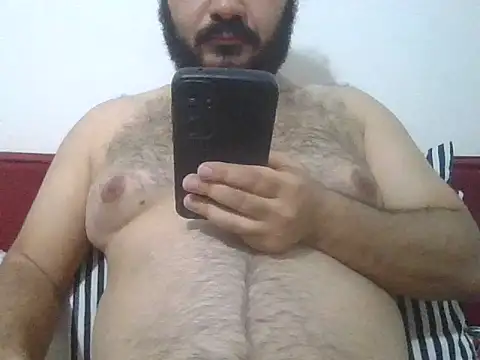 UrfavSlaveBitch online show from 11/22/25, 06:18