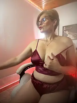 Adeellee  online show from 10/20/25, 02:06