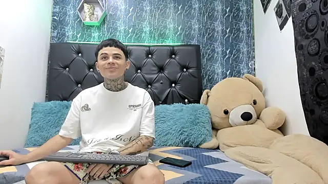 exotic hot couple online show from 12/03/25, 09:57