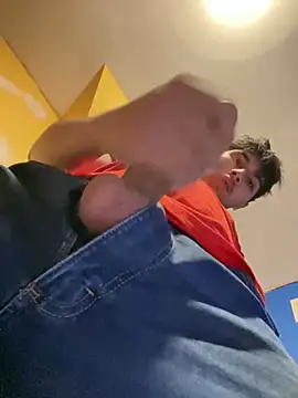 Snapshot of meximaloo1 chatting on 01/03/25, 04:00 meximaloo1 online show from 01/03/25, 04:00