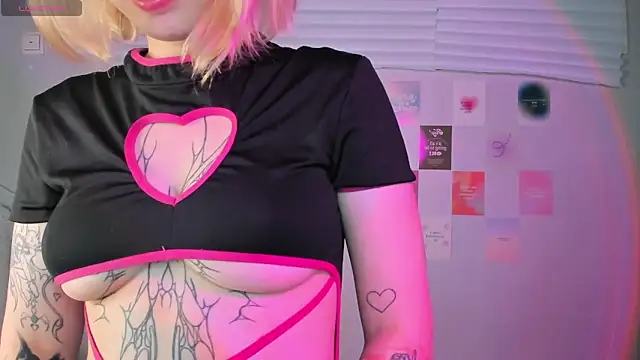 tender kiitty online show from 12/23/24, 02:39