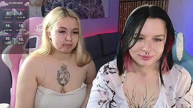 tender kiitty online show from 10/26/25, 01:28