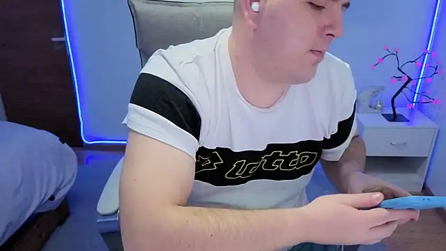 JasonJacks online show from 12/15/25, 05:34