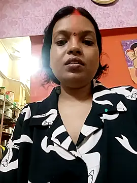 sunita-doll online show from 10/28/25, 04:31