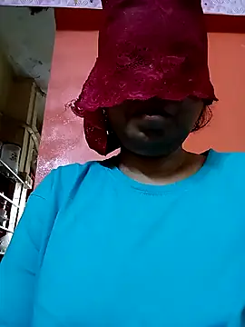 sunita-doll online show from 03/18/26, 01:42