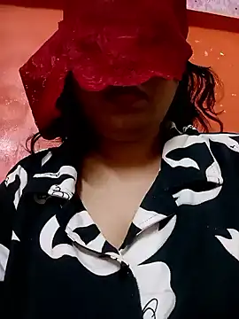 sunita-doll online show from 03/24/26, 01:43