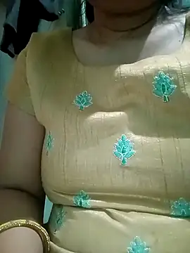 sunita-doll online show from 04/07/26, 06:41