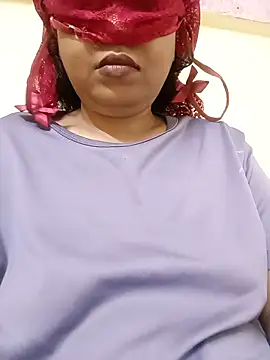 sunita-doll online show from 06/17/26, 11:12