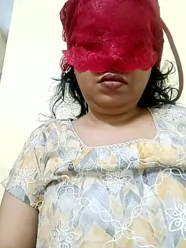 sunita-doll online show from 06/18/26, 08:03