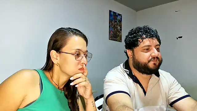 Snapshot of Paloma_Desire chatting on 12/23/24, 12:52 Paloma Desire online show from 12/23/24, 12:52