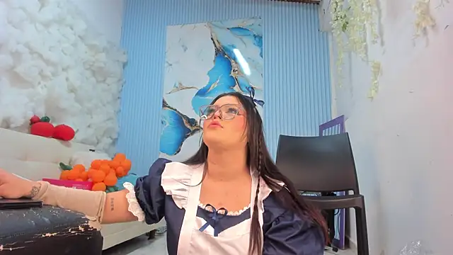 Danniela18  online show from 04/24/26, 12:18