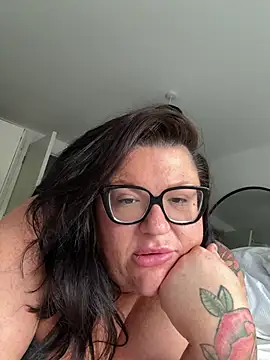 Snapshot of StrawberrySexx chatting on 01/24/25, 10:32 StrawberrySexx online show from 01/24/25, 10:32