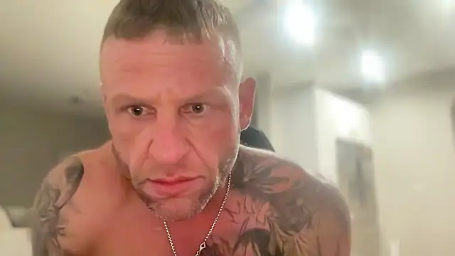 heavyhitta83 online show from 12/15/24, 04:18