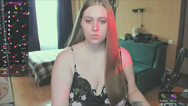 Snapshot of Alice_Dreamgirl_ chatting on 10/31/25, 11:11 Alice Dreamgirl online show from 10/31/25, 11:11