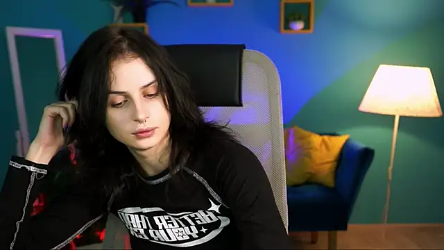 Snapshot of JadeCastle_ chatting on 11/25/25, 04:56 JadeCastle online show from 11/25/25, 04:56