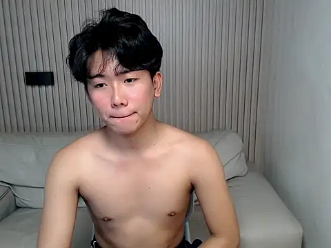 dangerzone0122 online show from 04/18/26, 07:40