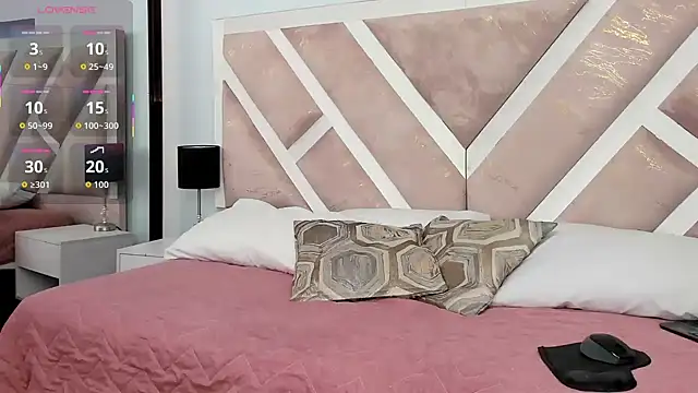 hotmature1 online show from 04/18/26, 11:14