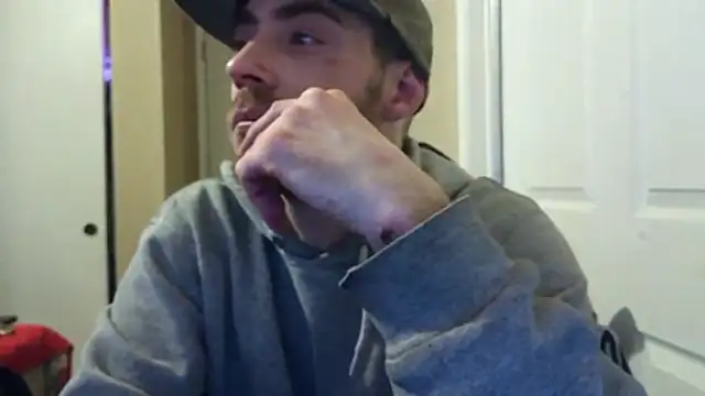 Huntzg23 online show from 04/13/26, 06:08