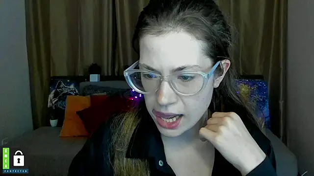 Snapshot of Alicia_redfollow chatting on 01/31/25, 03:41 Alicia redfollow online show from 01/31/25, 03:41