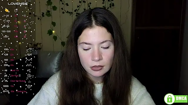 Snapshot of Alicia_redfollow chatting on 11/27/25, 12:29 Alicia redfollow online show from 11/27/25, 12:29