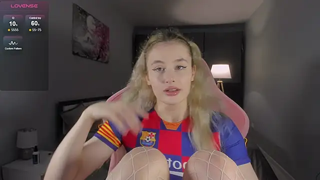 Molly Toads online show from 01/19/25, 06:10