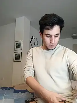 Snapshot of GamerQuinn chatting on 01/05/25, 04:25 GamerQuinn online show from 01/05/25, 04:25