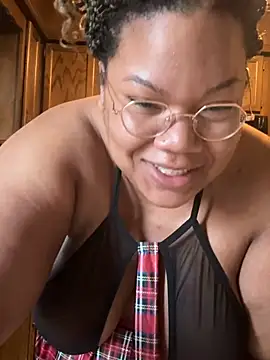 InterRacialFacial7296 online show from 03/15/26, 02:01