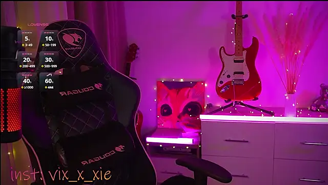 Snapshot of ViXXXiee chatting on 02/12/25, 09:33 ViXXXiee online show from 02/12/25, 09:33