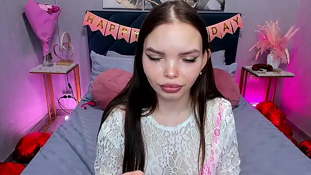 Curvy Dynamite  online show from 03/04/26, 01:22