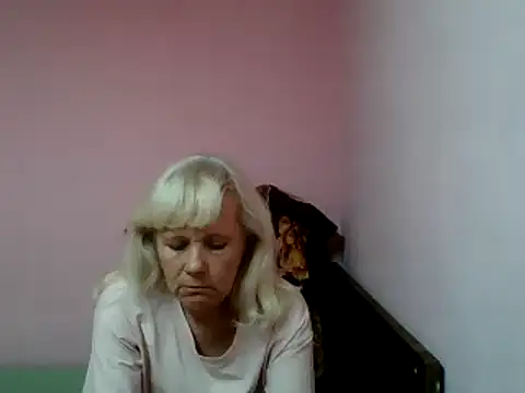 sakura blonde online show from 03/05/25, 10:55