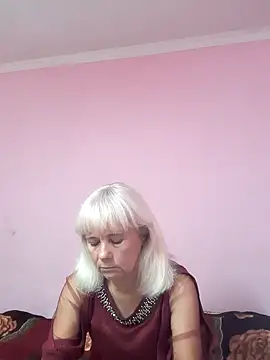 sakura blonde online show from 09/28/25, 08:20