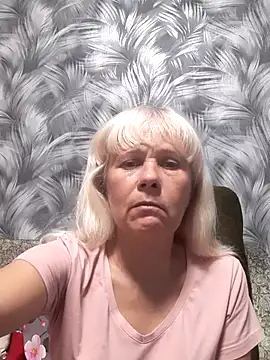 sakura blonde online show from 11/11/25, 08:09