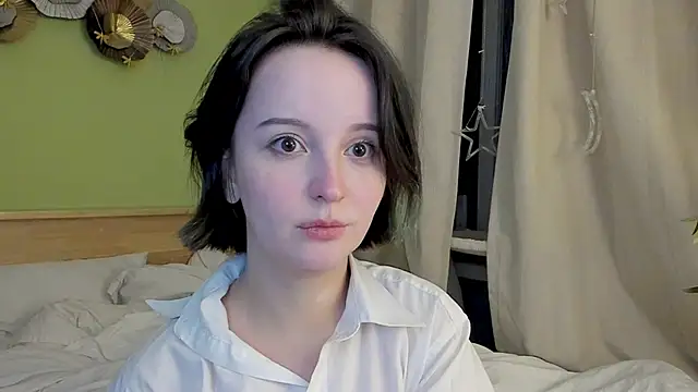 bumble bee online show from 02/21/26, 05:58