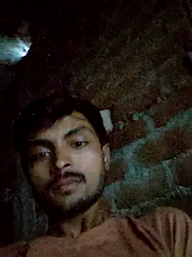 Suraj223kumar online show from 10/04/25, 03:04