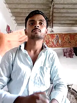 Snapshot of Suraj223kumar chatting on 07/03/26, 07:48 Suraj223kumar online show from 07/03/26, 07:48
