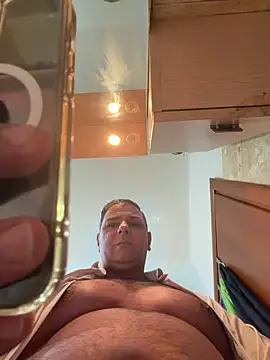 SecretlyDD online show from 12/21/25, 01:40