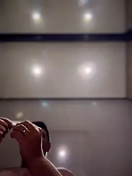 SecretlyDD online show from 03/18/26, 05:21