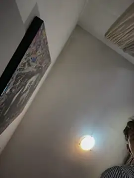 SecretlyDD online show from 04/16/26, 06:36