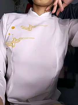 Lucy limon online show from 04/15/26, 02:51