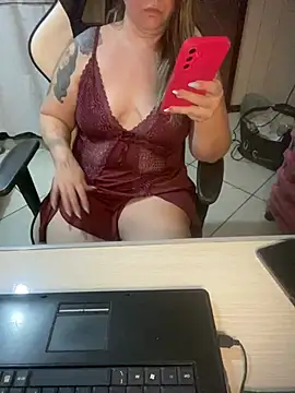 Snapshot of pAuLa_- chatting on 03/16/25, 02:22 pAuLa - online show from 03/16/25, 02:22