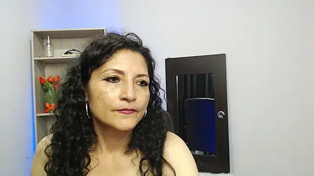 arianna ros3 online show from 02/11/25, 06:44