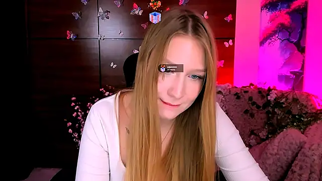 Snapshot of playful_sophie chatting on 02/02/25, 01:19 playful sophie online show from 02/02/25, 01:19