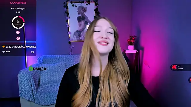 Snapshot of playful_sophie chatting on 10/06/25, 09:45 playful sophie online show from 10/06/25, 09:45