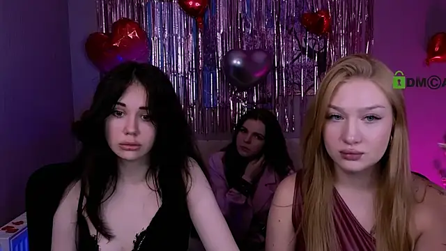 playful sophie online show from 02/13/26, 08:38